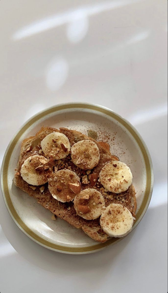 Banana Cinnamon Peanut Butter Toastie
